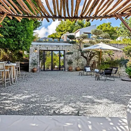 Noa Noa Villa